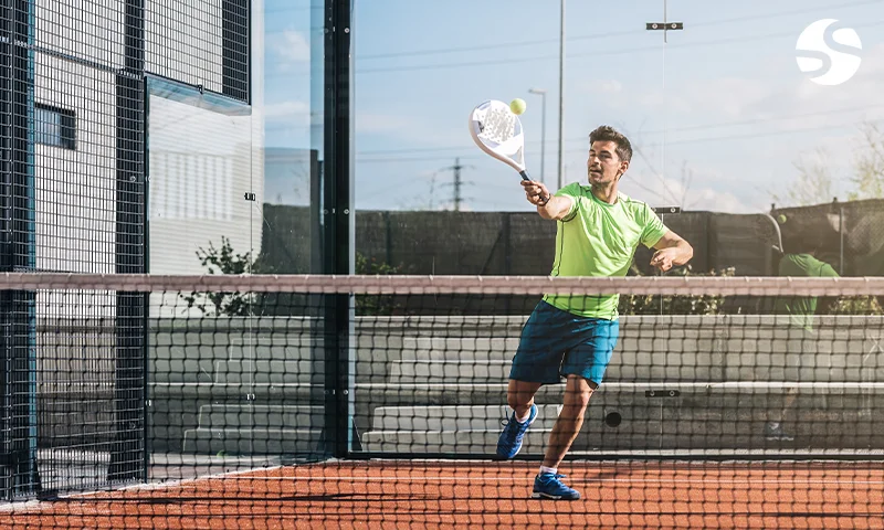Critères pour fixer le prix de location d'un terrain de padel