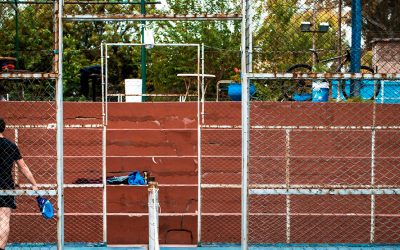 Terrains de padel autonomes : gérez le contrôle d’accès